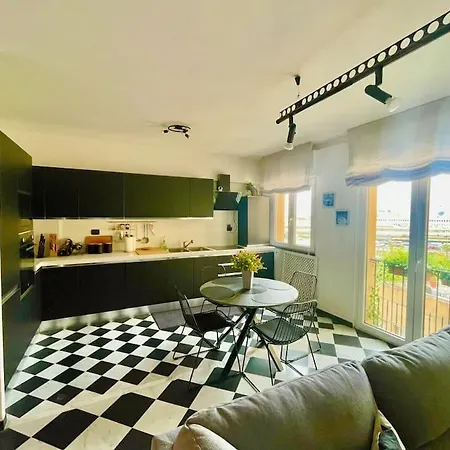 Apartamento Grazioso In Centro Génova